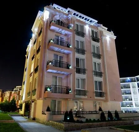 Апартаменты Sea Isle Солнечный берег